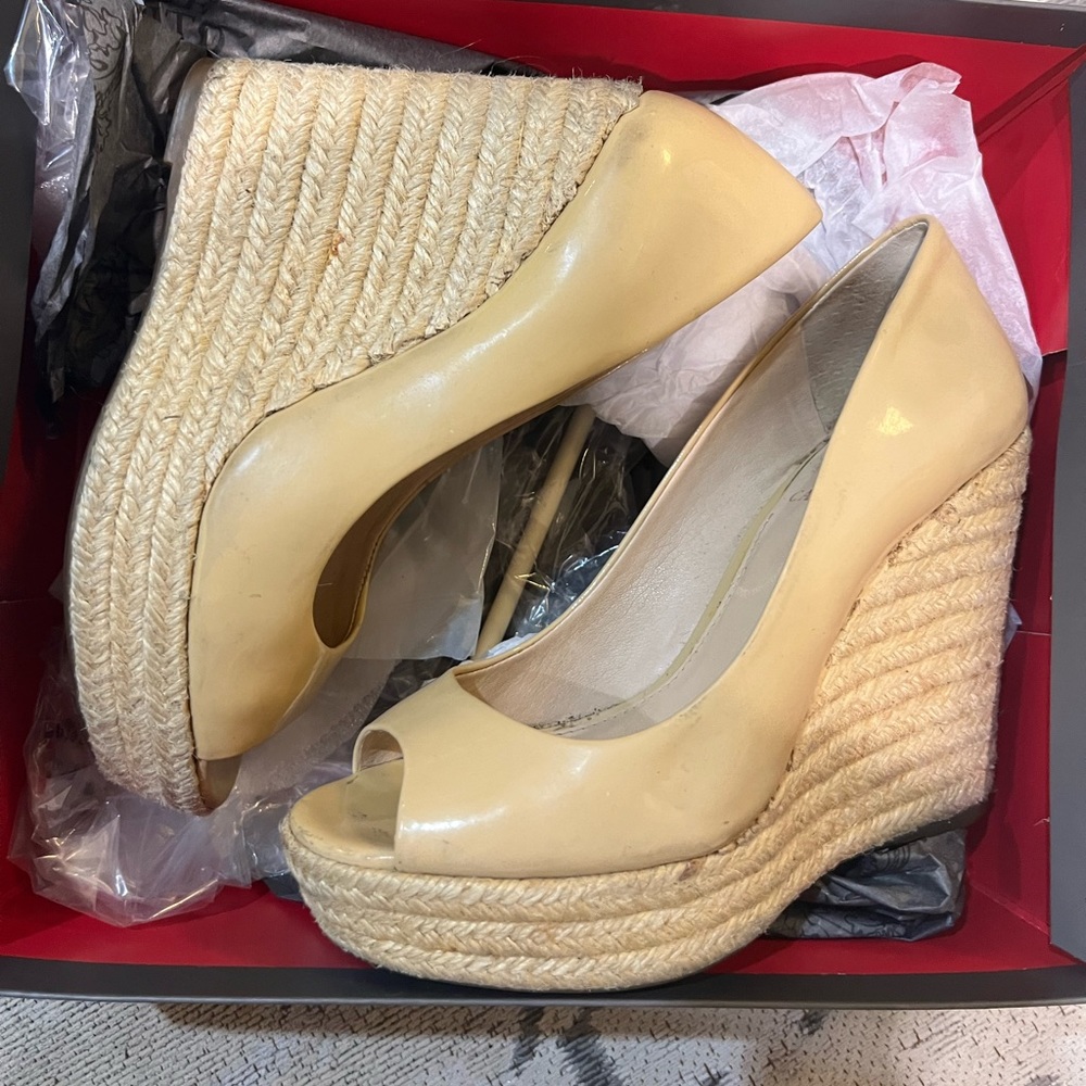 Vince Camuto Wedges